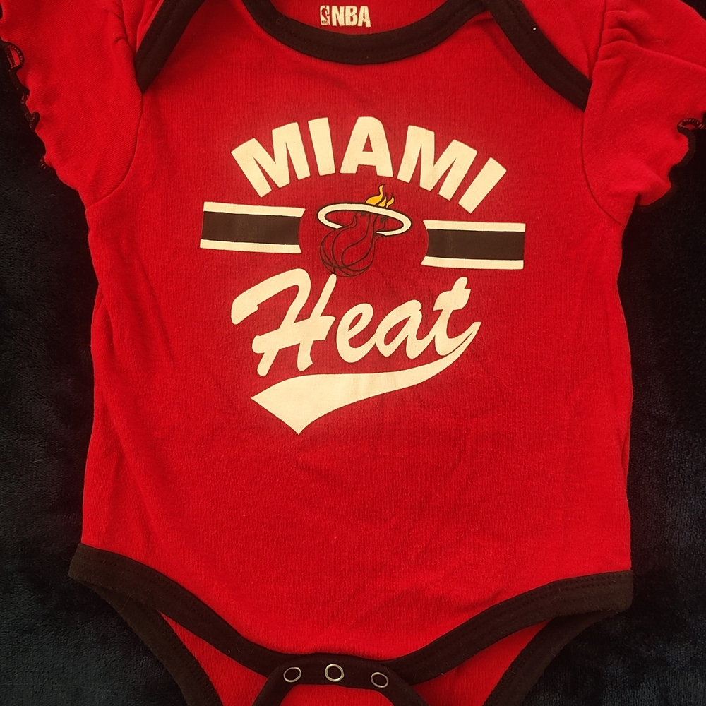 NBA Miami Heat Red Infant Bodysuit